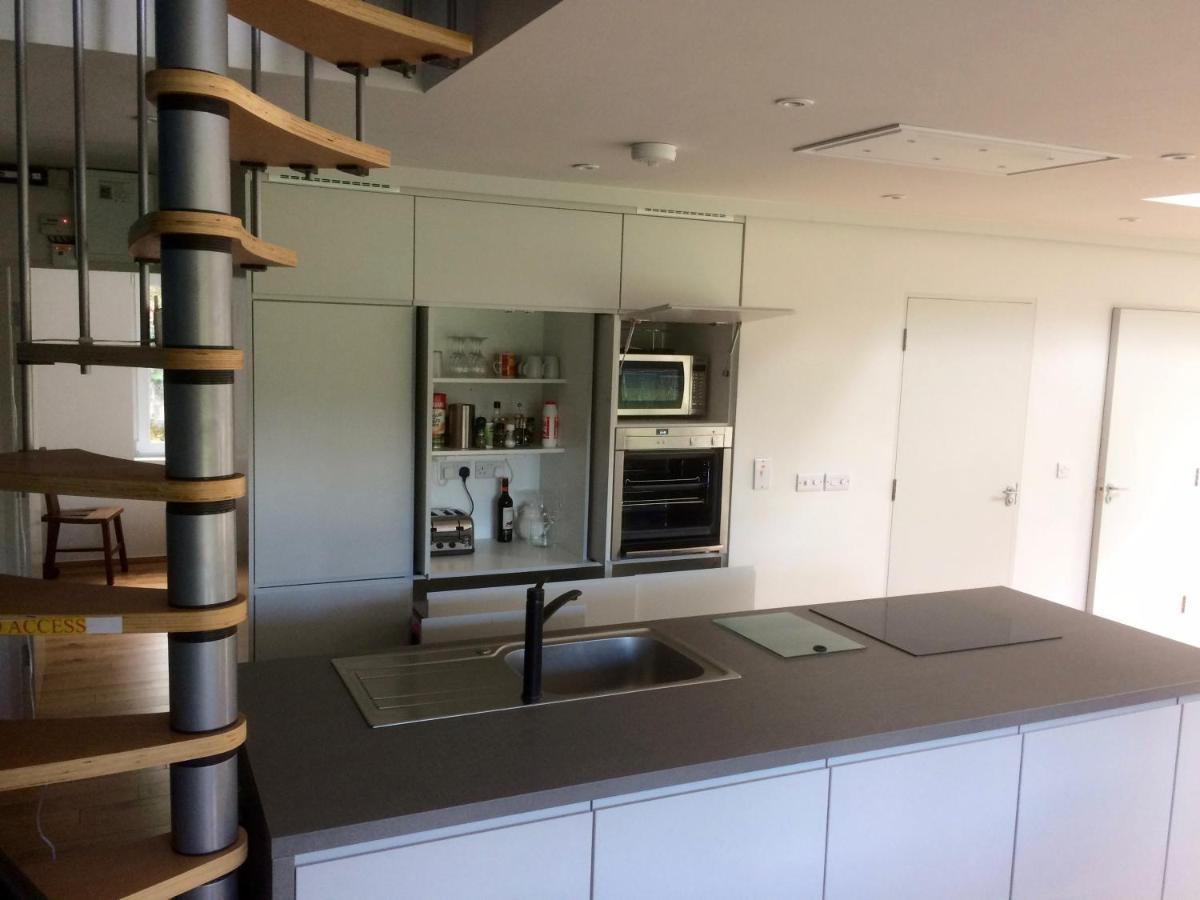 Spacious Contemporary Chalet Type Apartment. Galway Buitenkant foto